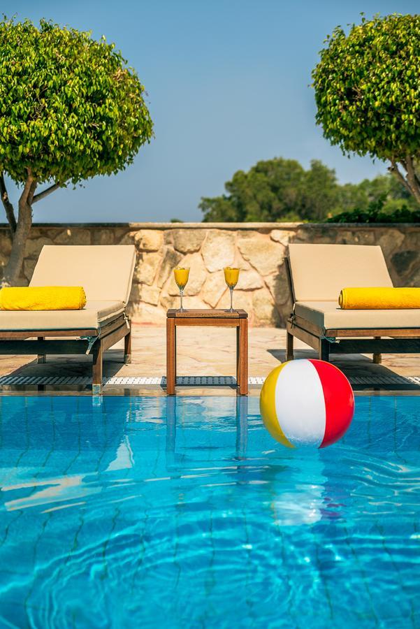 Oceanides Luxury Apartments シティア エクステリア 写真